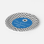 Personalisierte Klasse von 2025 Zickzack Blue Grad Pappteller (Schrägansicht)