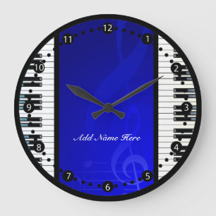 Personalisierte Klaviertasten mit blauen musikalis Große Wanduhr