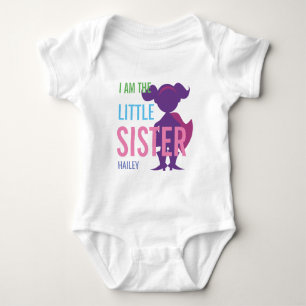 Personalisierte kleine Schwester Superheldin Silho Baby Strampler