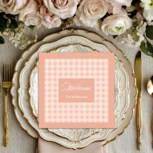 Personalisierte Korallen-Karo-Servietten im schick Serviette