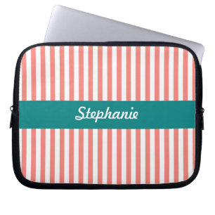 Personalisierte Korallenrosa und weiße Streifen Laptopschutzhülle