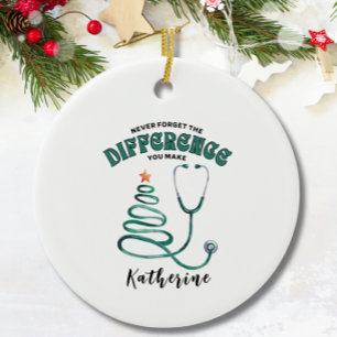 Personalisierte Krankenpflegerärztin Weihnachten Keramik Ornament