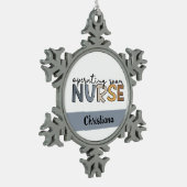 Personalisierte Krankenversicherung oder Krankenve Schneeflocken Zinn-Ornament (Links)