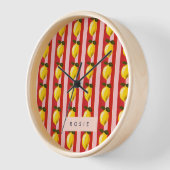 Personalisierte Lemon Stripe Muster Gelbe Zitronen Uhr (Winkel)