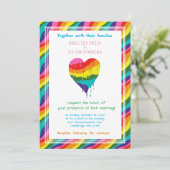 Personalisierte LGBT-Rainbow-Heart-Hochzeit Einladung (Stehend Vorderseite)