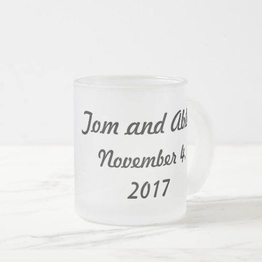 Personalisierte Liebe mit Mattierter Tasse der Pfe (VorderseiteRechts)