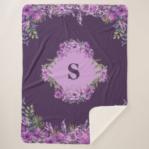 Personalisierte lila Aubergine-Floral- Sherpadecke