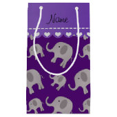 Personalisierte lila graue Namenselefanten Kleine Geschenktüte (Vorderseite)