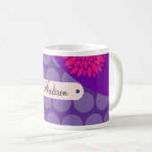 Personalisierte lila Polka-Punkt-rosa NamensBlume Kaffeetasse (VorderseiteRechts)