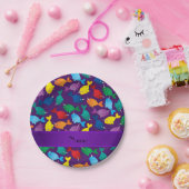 Personalisierte lila Regenbogen Namensnarwhals Pappteller (Party)