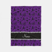 Personalisierte lila Tanzenherznamensbögen Fleecedecke (Vorderseite)