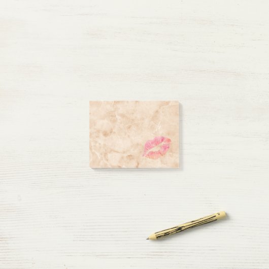 Personalisierte Lippen auf Marmor Post-it Klebezettel (Auf Schreibtisch)