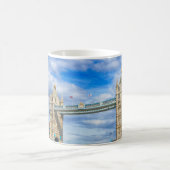 Personalisierte London Bridge Kaffeetasse (Mittel)