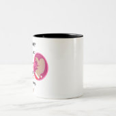 Personalisierte Mama vor Weihnachten vor dem Baby- Zweifarbige Tasse (Mittel)