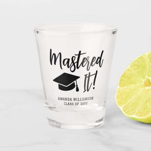 Personalisierte Master-Grad-Abschluss meistert es Schnapsglas (Vorderseite)