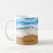 Personalisierte Meereswellen, die am Sandstrand ab Kaffeetasse (Links)
