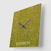 Personalisierte mehrfarbige grüne Florals Quadratische Wanduhr (Winkel)