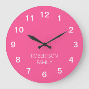 Personalisierte minimalistische rosa Wanduhr