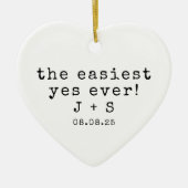 Personalisierte Minimalistische Typografie Verlobt Keramik Ornament (Vorne)