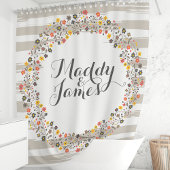 Personalisierte Mocha und Tan Floral Wreath Duschvorhang