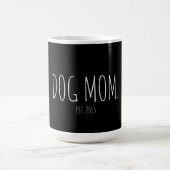 Personalisierte moderne Hunde-Mama Verwandlungstasse (Zentrum)