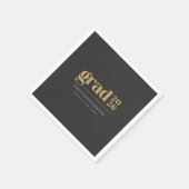 Personalisierte moderne Kohle-Gold-Abschlussfeier Serviette (Ecke)