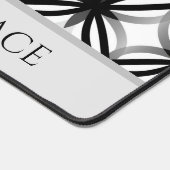 Personalisierte, moderne Schwarz-Weiß-Schreibmatte Schreibtischunterlage (Ecke)