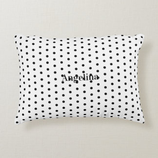 Personalisierte moderne schwarze und weiße Polka-P Dekokissen