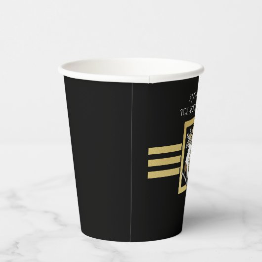 Personalisierte moderne Skaten für Schwarz und Gol Pappbecher (Rechts)