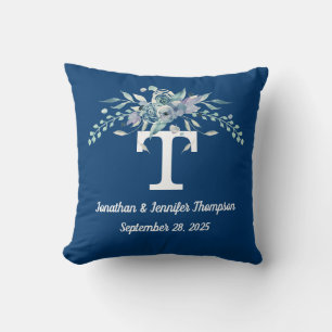 Personalisierte Monogram Blue Watercolor Blume Kissen