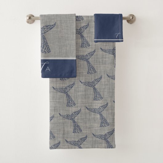Personalisierte Monogram Nautic Whale Schwanz Line Badhandtuch Set (Insitu)