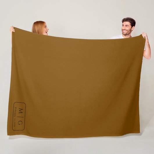Personalisierte Monogramm-Datum-Solid-Braun Fleecedecke (Beispiel)
