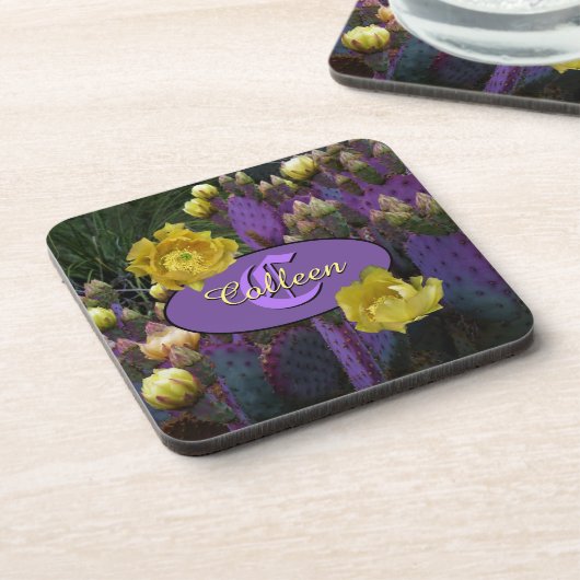 Personalisierte Monogramm Lila Kaktus Gelbe Blumen Getränkeuntersetzer (Linke Seite)