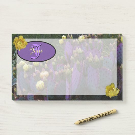 Personalisierte Monogramm Lila Kaktus Gelbe Blumen Post-it Klebezettel (Auf Schreibtisch)