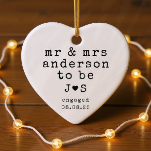 Personalisierte Mr. & Mrs. Typografy Verlobt Keramik Ornament