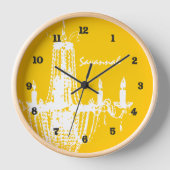 Personalisierte Mustard Yellow Chandele Wall Clock Wanduhr (Vorderseite)
