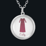 Personalisierte Mutter der Braut Wedding Necklace Versilberte Kette<br><div class="desc">Necklace zeigt eine originale Marker-Abbildung eines hübsch bordeauxroten Brautkleides. Einfach für ein einzigartiges Brautparty-Geschenk personalisieren! Der Designer ist verfügbar,  um benutzerdefinierte Designs zu erstellen und hochzuladen,  um den Farben und Themen Ihrer Hochzeit zu entsprechen - klicken Sie auf "Diesen Designer Gefragt",  um den Designprozess zu beginnen!</div>