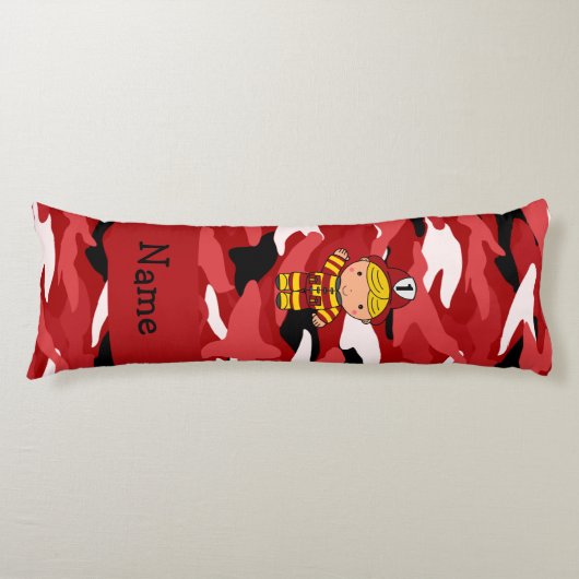Personalisierte Namensfeuerwehrmannrot-Camouflage Seitenschläferkissen (Vorderseite)