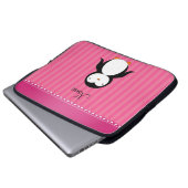 Personalisierte Namenspenguinrosastreifen Laptopschutzhülle (Vorne Knopf)