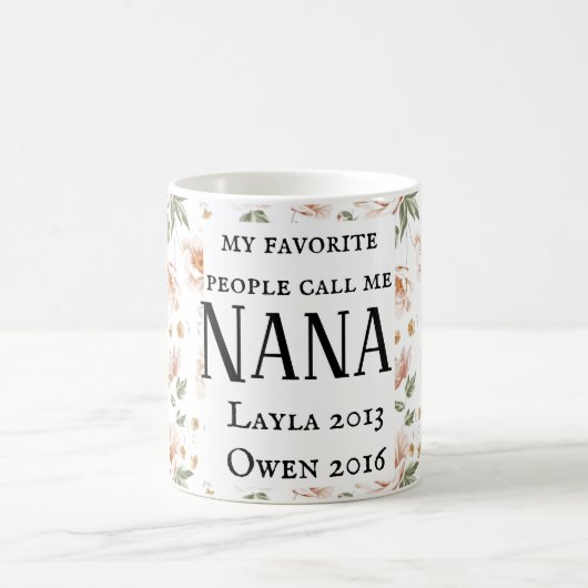 personalisierte Nana-Tasse mit den Namen mit Kaffeetasse (Mittel)