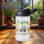 Personalisierte Niedliche Jungtiere Kinder<br><div class="desc">Genießen Sie Ihren Durst mit unserer Personalisierten Safari Tiere Wasser Flasche! Diese bezaubernde Flasche bietet faszinierende Aquarellbilder von Safaritieren, die alle von Persönlichkeit und Charme bestechen. Von majestätischen Löwen bis hin zu verspielten Elefanten, jedes Detail wird liebevoll in lebhaften Tönen dargestellt und schafft ein skurriles Accessoire, das Ihrer Hydratationsroutine eine...</div>
