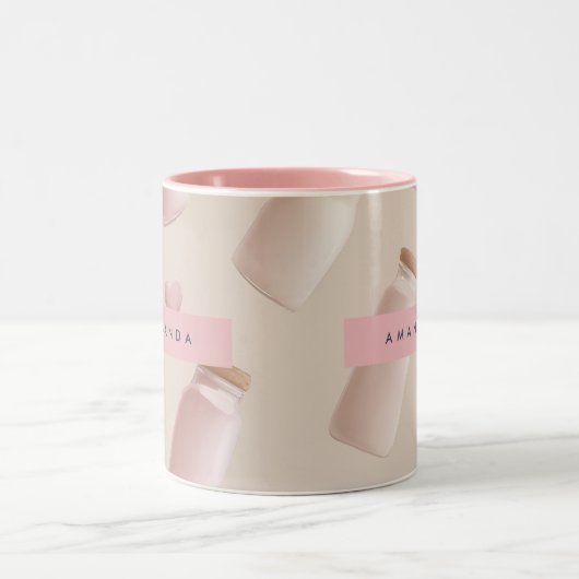 Personalisierte Niedliche Rosa Kekse und Erdbeermi Zweifarbige Tasse (Mittel)