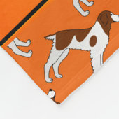Personalisierte orange Bretagnespanielnamenshunde Fleecedecke (Ecke)