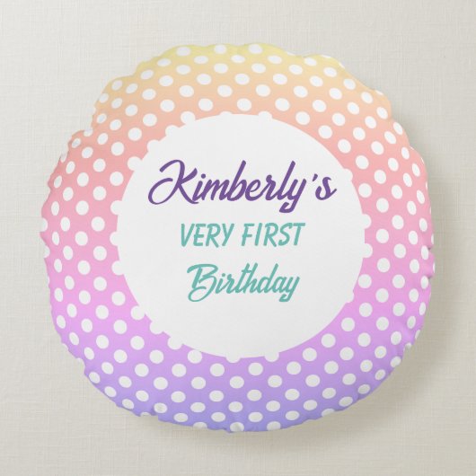 Personalisierte Pastel Rainbow Polka Dots Rundes Kissen (Vorderseite)