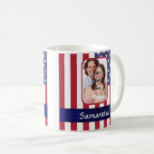 Personalisierte patriotische amerikanische Flagge Kaffeetasse (VorderseiteRechts)