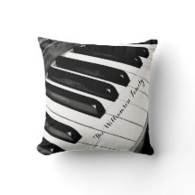 Personalisierte Piano-Tasten aus Schwarz und Weiß