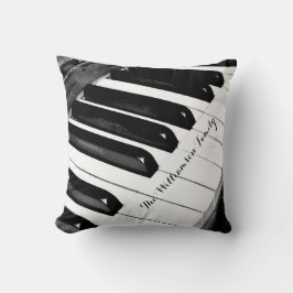 Personalisierte Piano-Tasten aus Schwarz und Weiß Kissen