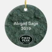 Personalisierte Pikes Peak Colorado Ringen Keramik Ornament (Hinten)