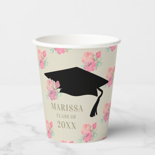 Personalisierte Pink Floral Girl's Graduation Part Pappbecher (Vorderseite)