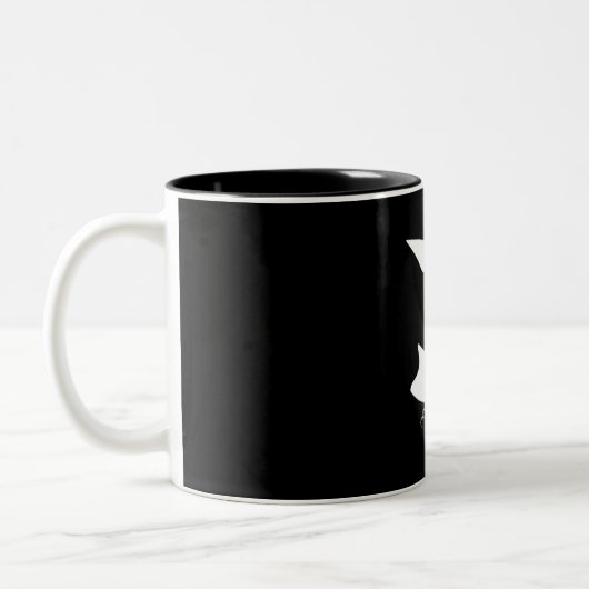 Personalisierte Piraten-Flaggen-Arm-und Zweifarbige Tasse (Links)